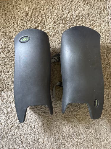 Medium Goalie Leg Pads (Used)