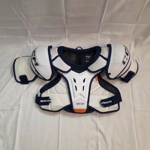 Men's Junior Large CCM Vector Premier Shoulder Pads (Used)