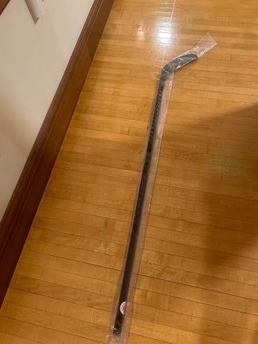 Senior Warrior Covert QR6 Pro Left Hand Hockey Stick W88 85 Flex Pro Stock (New)