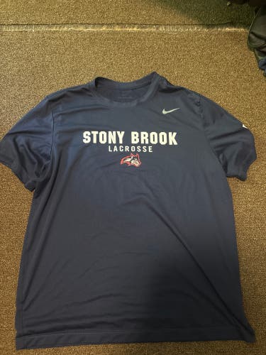 Blue XL Men's Nike Shirt (Used)