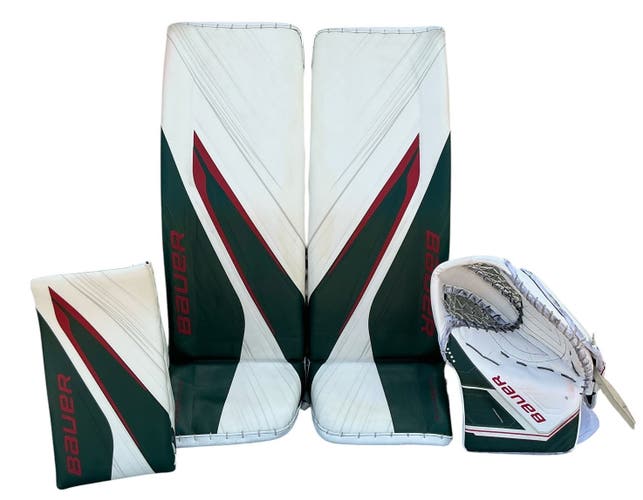 Jesper Wallstedt XL Bauer Vapor Hyperlite 2 Goalie Full Set Pro Stock (Used) 39802