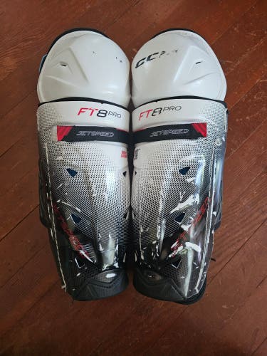 Junior CCM Jetspeed FT8 Pro 13" Shin Pads (Used)