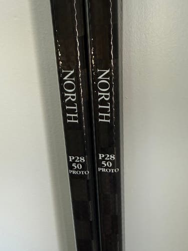 Junior Extra Lite Right Handed Hockey Stick P28 50 Flex Pro Stock (New) X 2 sticks