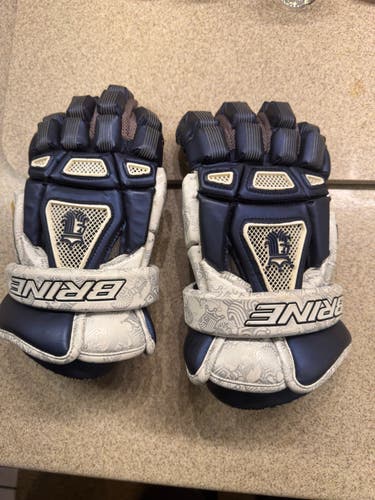 Brine King III Lacrosse Gloves (Used)
