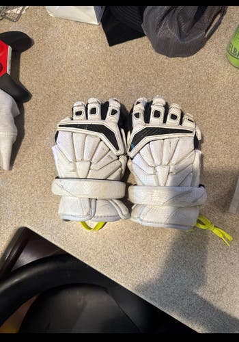 Brine Exodus Lacrosse Gloves (Used)