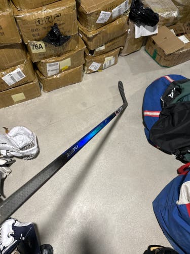 Senior CCM JetSpeed FT8 Pro Left Hand Hockey Stick P29 85 Flex (New)