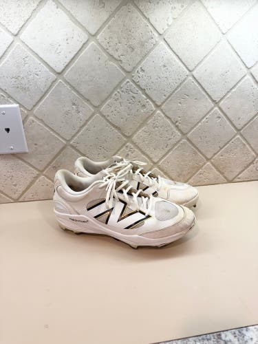 New Balance 3000v7 Molded Cleats Size 10.5