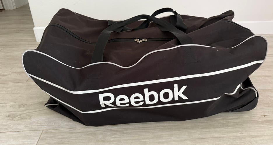Hockey Equipment Wheeled Bag