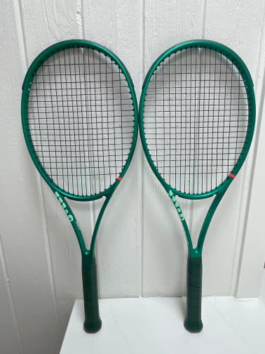 Adult Wilson Blade 98 V10 (16x19) Tennis Racquet (Used)
