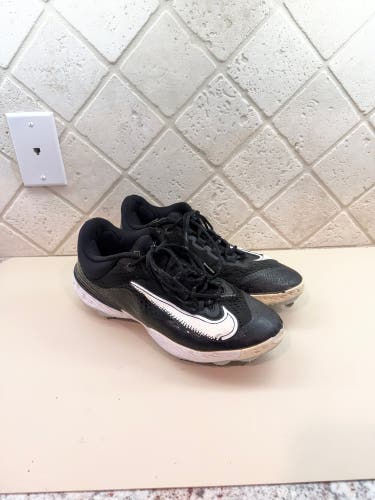 Nike alpha huarache elite 4 Metal Cleats Size 11.5