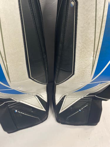 Medium Bauer Goalie Leg Pads (Used)