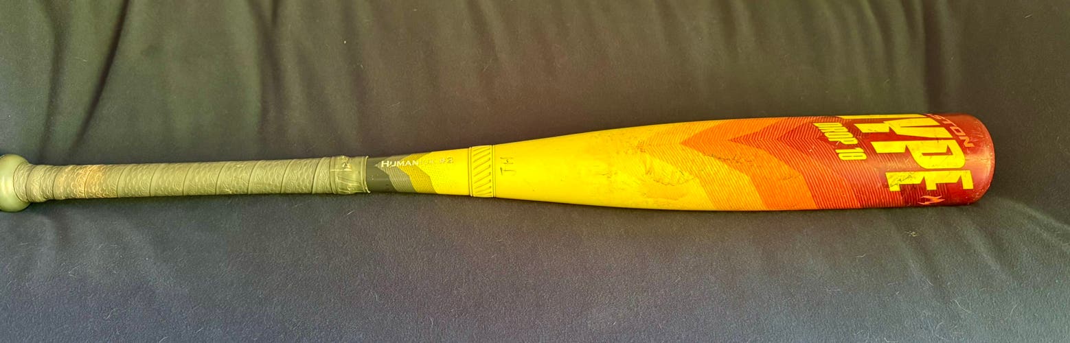 Easton Hype Fire Composite USSSA Certified Bat (-10) 18 oz 28" (Used)