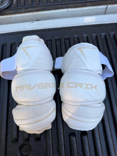 Medium Adult Maverik M6 Arm Pads (Used)