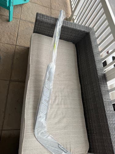 Senior Bauer Vapor Hyperlite 2 Regular Goalie Stick 26" Paddle (New)