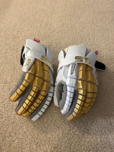 STX Surgeon RZR2 Lacrosse Gloves (New)