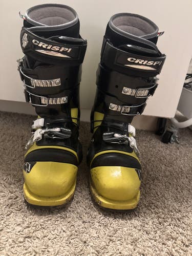 Mondo 25 & 25.5 Telemark Ski Boots Stiff Flex (Used)