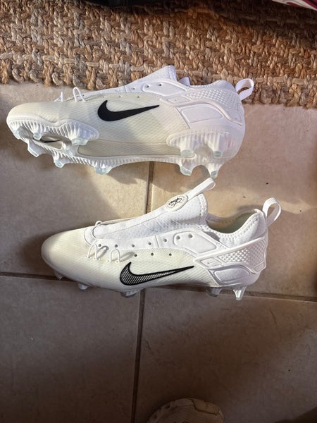 White Unisex Size M 10.0 (W 11.0) Nike Huarache 9 Elite Low (New)
