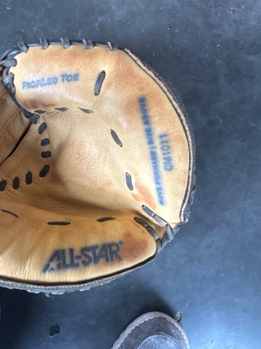 All Star CM1011 RH Catcher's Baseball Glove 31.5" (Used)