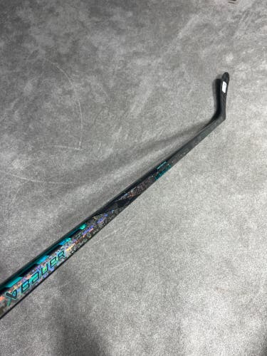 Senior Bauer Twitch Left Hand Hockey Stick P28 70 Flex Pro Stock (New)