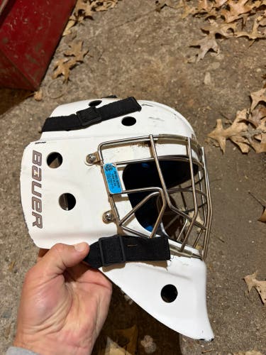 Senior Large Bauer NME Goalie Mask (Used)