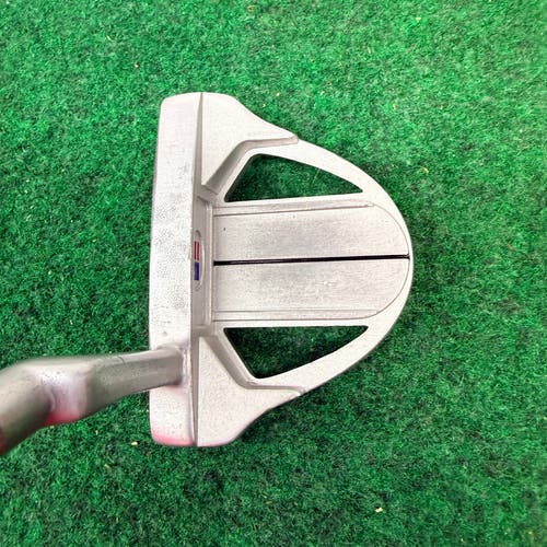 US Kids Golf UL 63 USKG-520 Putter / Right Handed /32.5 Inches Long NEW GRIP
