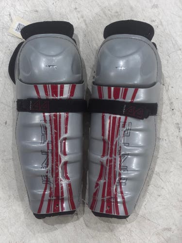 Junior Bauer Supreme Ignite Shin Pads 12" (Used)