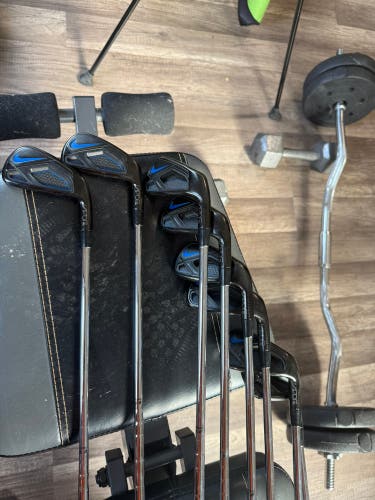 Men's 2016 Nike Vapor Fly Pro Right Handed Iron Set Stiff Flex (Used)