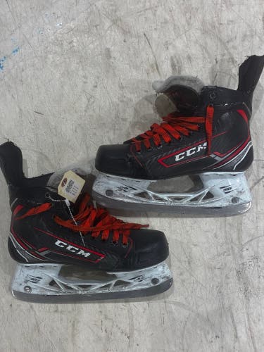 Senior CCM JetSpeed FT370 Hockey Skates 5.5 (Used)