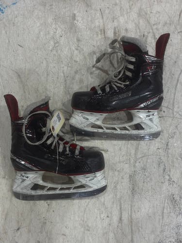 Junior Bauer Vapor X2.7 Hockey Skates Size 1 (Used)
