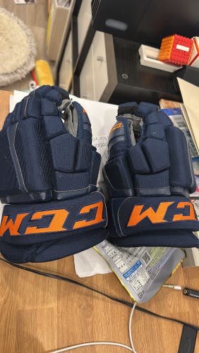 CCM HGCL Gloves 14" Pro Stock (Used)