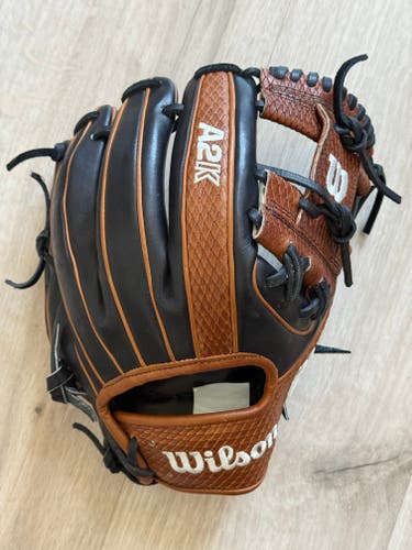 Wilson A2K 1786 Baseball Glove 11.5" Infield RH Throw