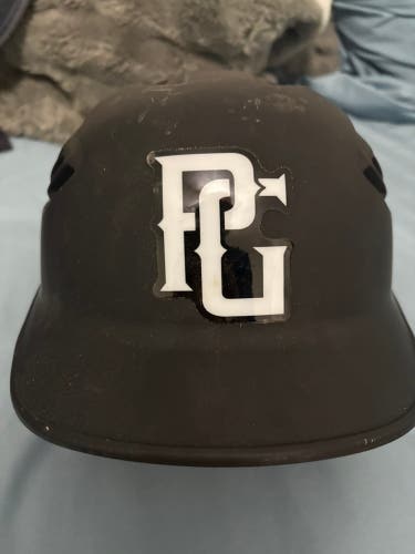 Medium/Large Rawlings R16 Batting Helmet (Used)