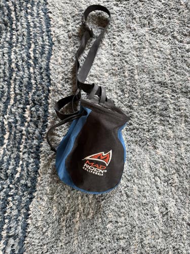 Mad Rock Koala Chalk Bag Blue Black Climbing Bouldering Gym