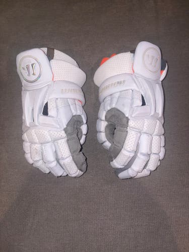 Warrior Burn XP Lacrosse Gloves (Used)