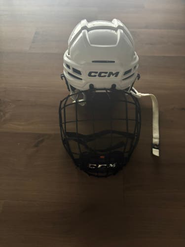 Large CCM Super Tacks X Helmet (Used)