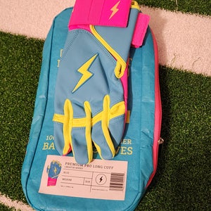 Adult Medium Batting Gloves (New)