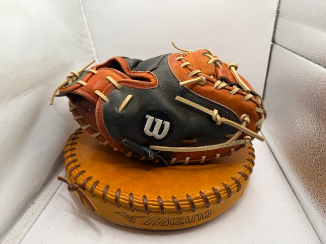 Catcher's RH Wilson A2K Baseball Glove 33.5" (Used)