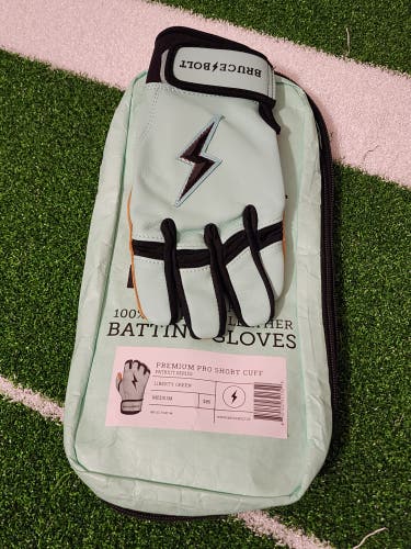 Adult Medium Batting Gloves (New)
