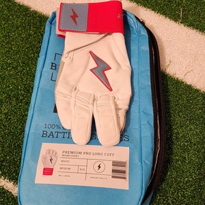 Adult Medium Batting Gloves (New)