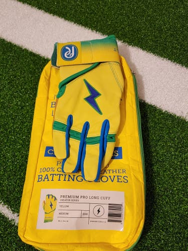 Adult Medium Batting Gloves (New)