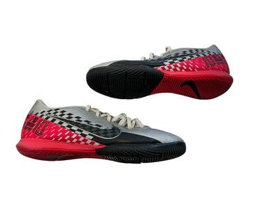 Used Nike Soccer Indoor Shoes Silver Senior 6.5 11873-S000231353
