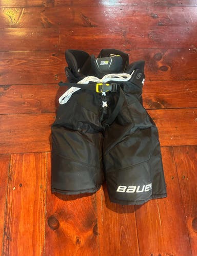 Men's Senior Large Bauer Supreme 3S Pro Hockey Pants (Used)