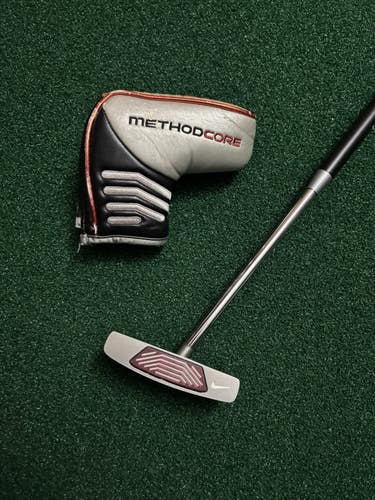 Nike Method Core MC - 4i Putter BGT Stability Shaft Used , Cover 35 Inch