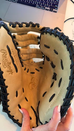 RH Rawlings Gg elite Catcher's Glove 13" (Used)