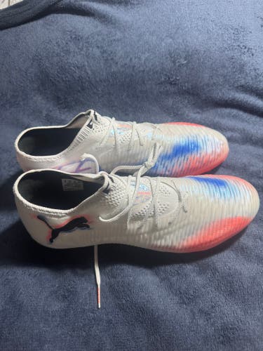 Men's Size M 10.0 (W 11.0) Puma Future Molded Cleats Cleats (New)