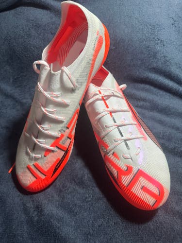 Orange Men's Size M 11.0 (W 12.0) Puma Ultra Molded Cleats Cleats (New)