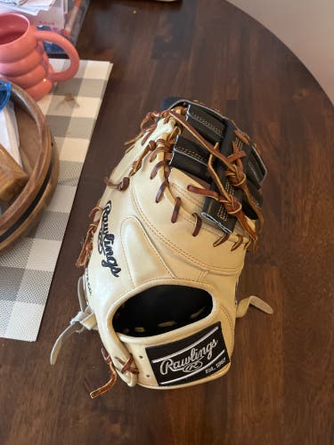 2025 Rawlings Heart of the Hide RH First Base Baseball Glove 13" (Used)