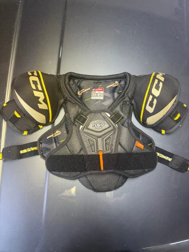 Large Youth CCM Tacks AS-V Pro Shoulder Pads (Used)