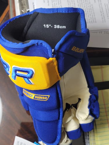 New 15" Bauer Pro Series Pro Stock Gloves