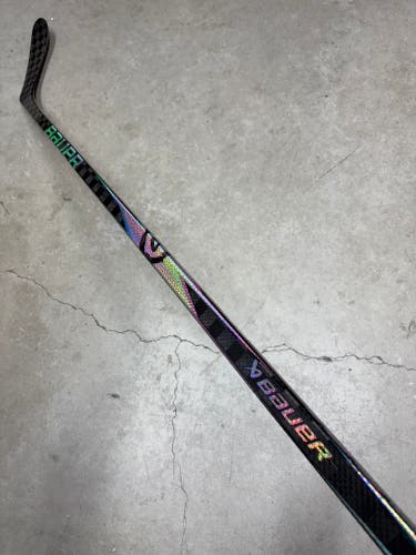 95 Flex P28 Senior Bauer Proto2 Right Hand Hockey Stick (New) Pro Stock